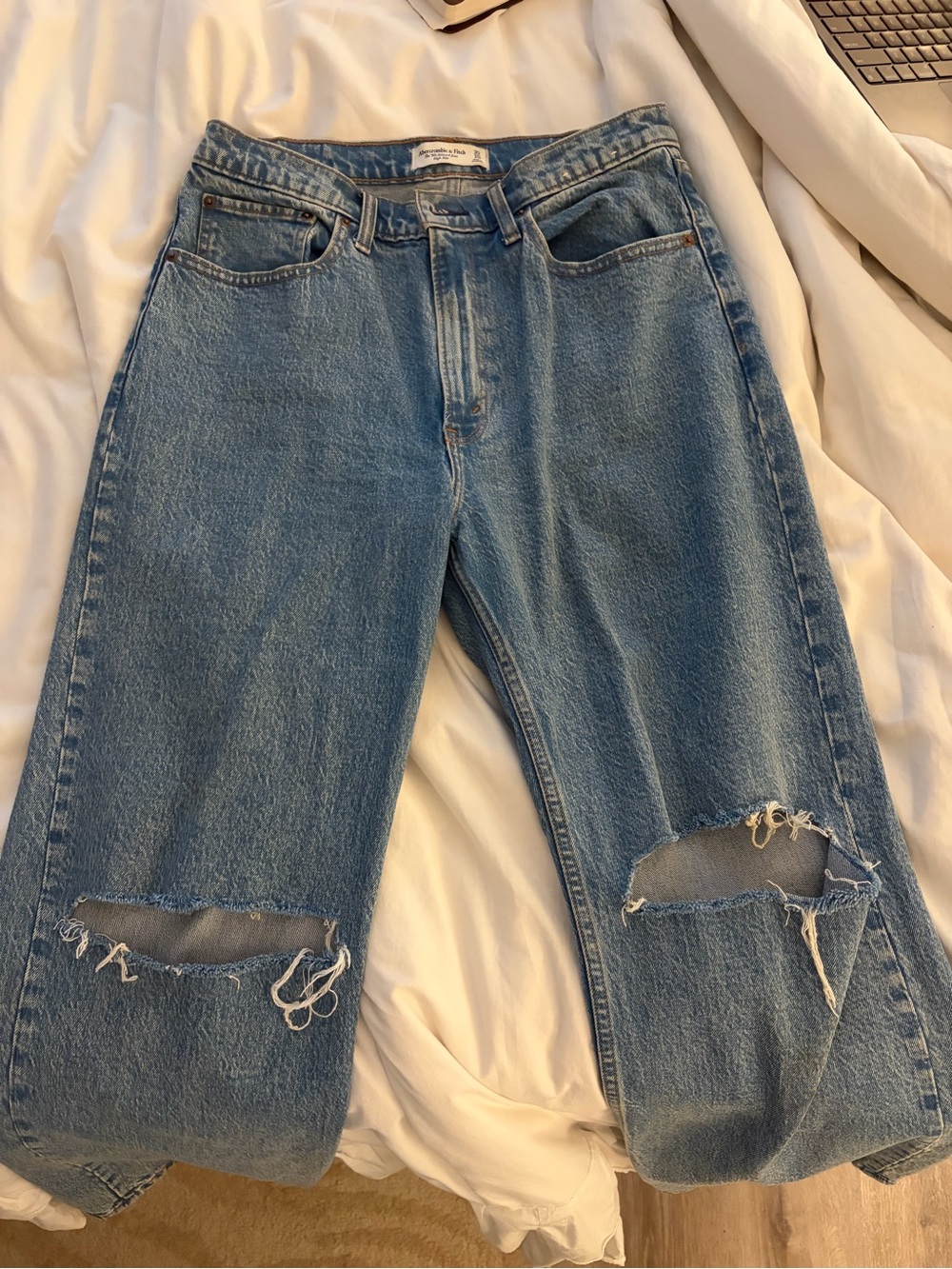 Abercrombie 90s Relaxed Jeans